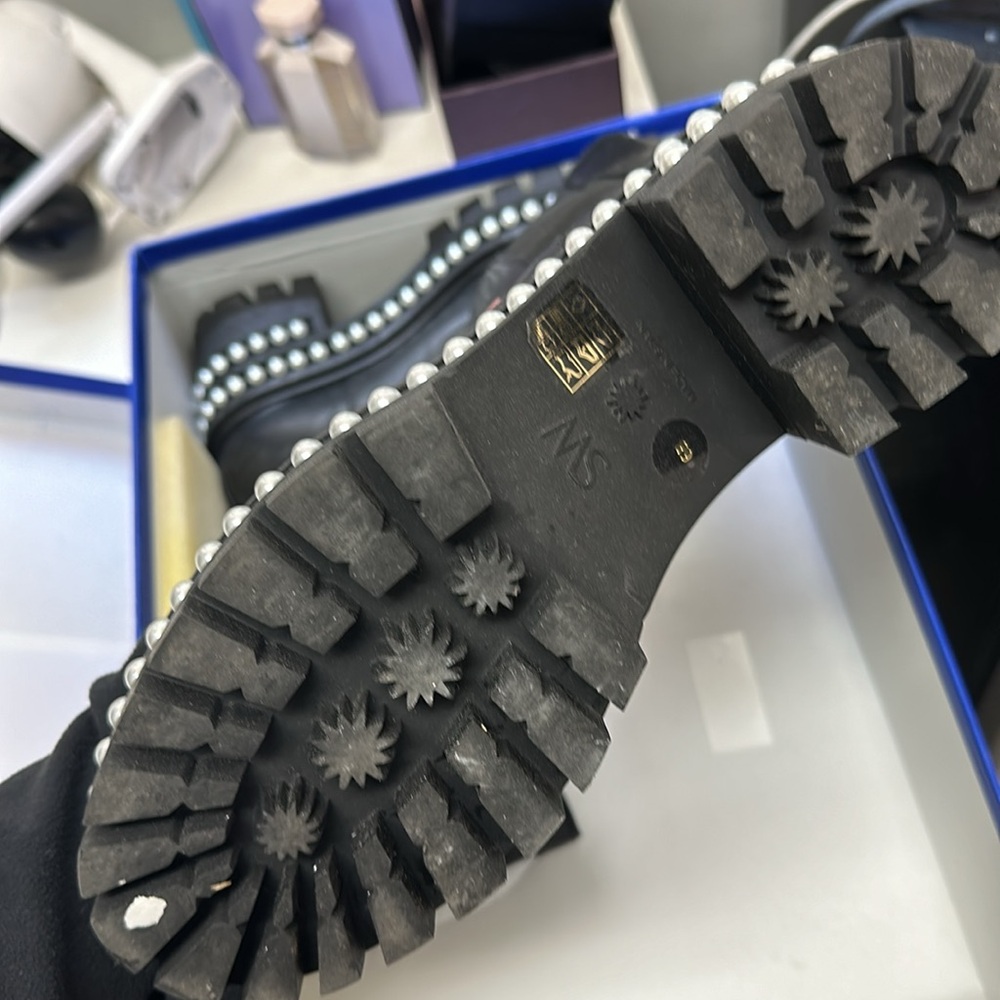 Stuart Weizman Boots - image 4